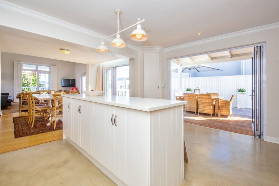 To Let 2 Bedroom Property for Rent in Thesen Islands Western Cape